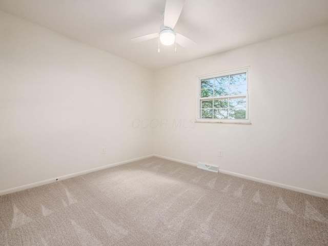 6019 Beechcroft Rd, Columbus, OH 43229 - empty room with carpet and a ceiling fan