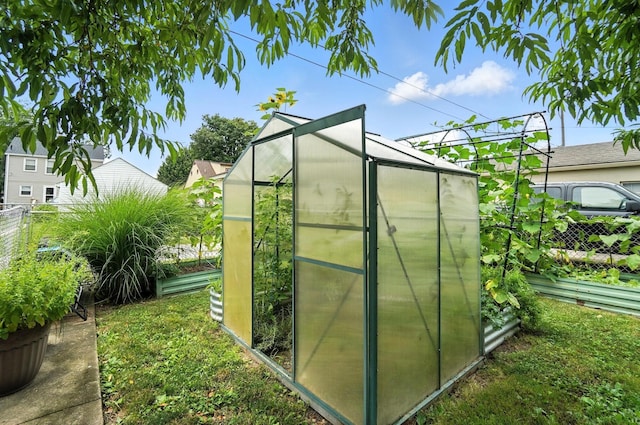 613 Salisbury Rd, Columbus, OH 43204 - view of greenhouse