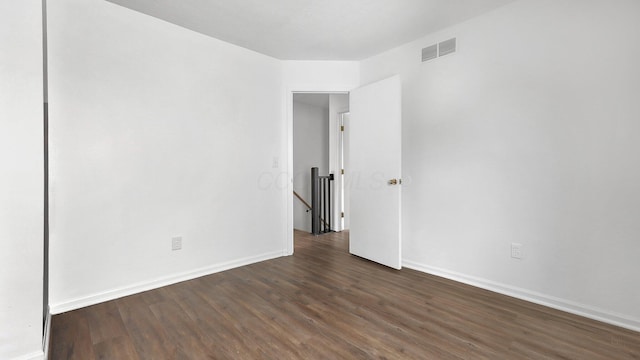 3099 Ambarwent Rd, Reynoldsburg, OH 43068 - unfurnished room with dark wood-type flooring and baseboards