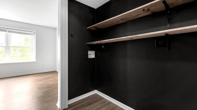 3099 Ambarwent Rd, Reynoldsburg, OH 43068 - view of closet
