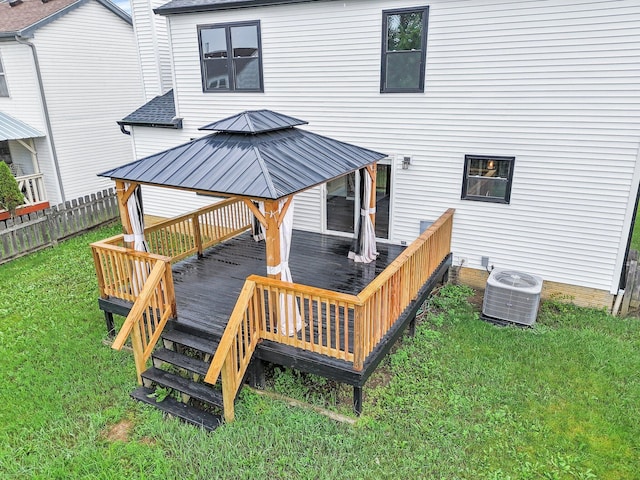3099 Ambarwent Rd, Reynoldsburg, OH 43068 - deck featuring a gazebo