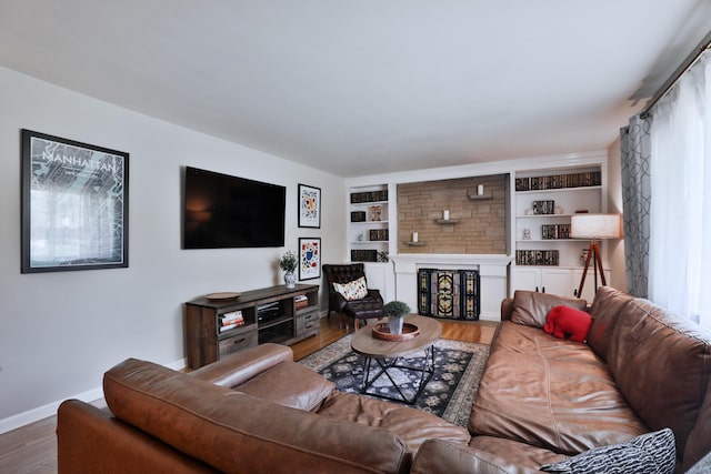 315 S Kellner Rd, Columbus, OH 43209 - living room featuring wood finished floors and a fireplace
