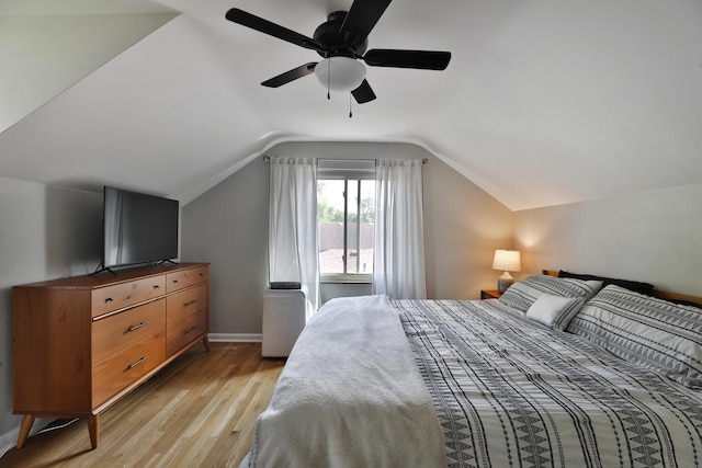 315 S Kellner Rd, Columbus, OH 43209 - bedroom with light wood-style floors, ceiling fan, and vaulted ceiling