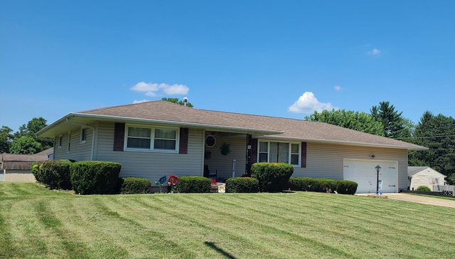 96 Summit St, Newark, OH 43055 - ranch-style home with a garage, a front yard, and driveway