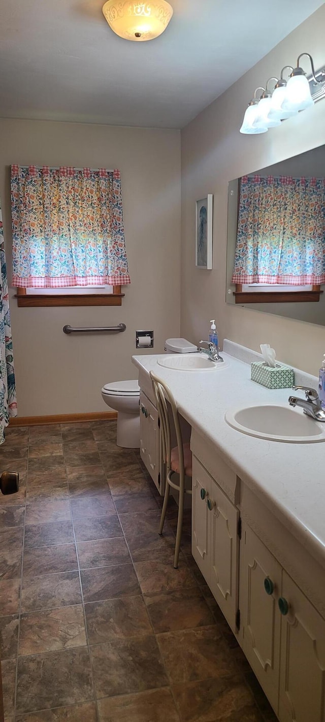 96 Summit St, Newark, OH 43055 - bathroom with vanity