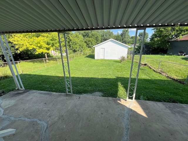 507 Broadway St, Washington Court House, OH 43160 - fenced backyard featuring a patio