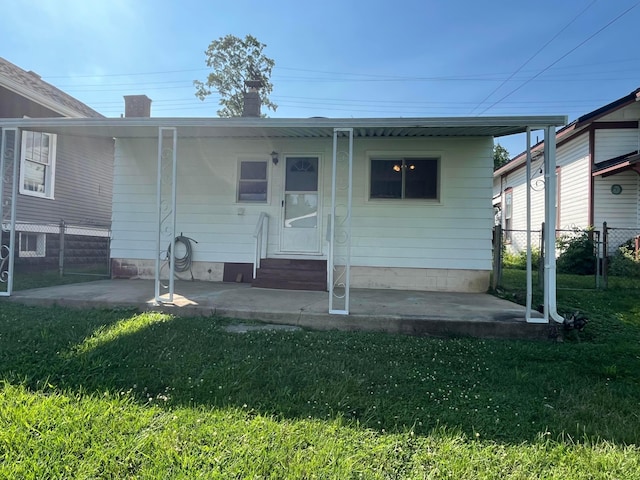 507 Broadway St, Washington Court House, OH 43160 - back of house with entry steps and a patio area