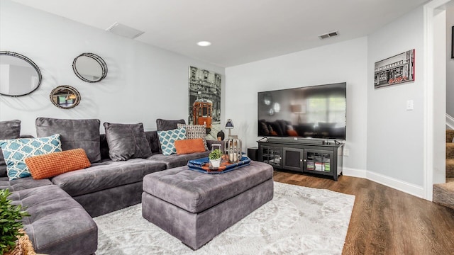 108 Hawks Cove Ct, Granville, OH 43023 - living room with wood finished floors and recessed lighting