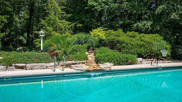 108 Hawks Cove Ct, Granville, OH 43023 - view of swimming pool