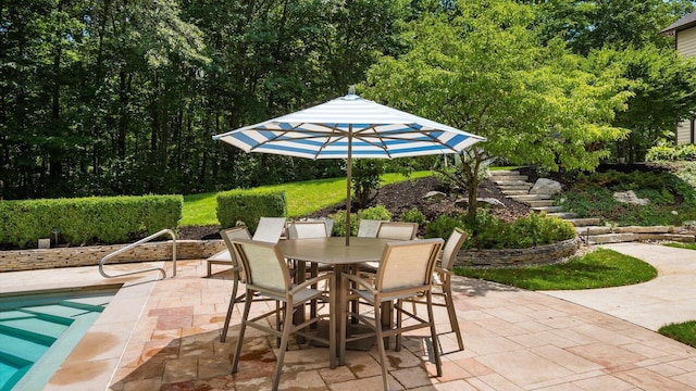 108 Hawks Cove Ct, Granville, OH 43023 - view of patio with outdoor dining area