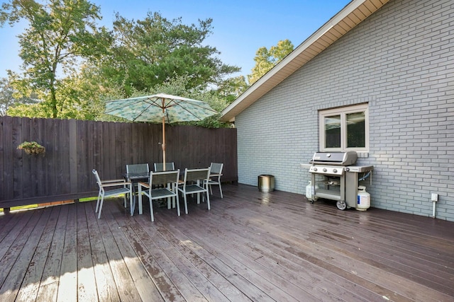 2500 Carriage Rd, Powell, OH 43065 - deck featuring a grill and outdoor dining space