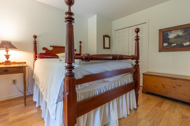 409 N High St, Lancaster, OH 43130 - bedroom with wood finished floors
