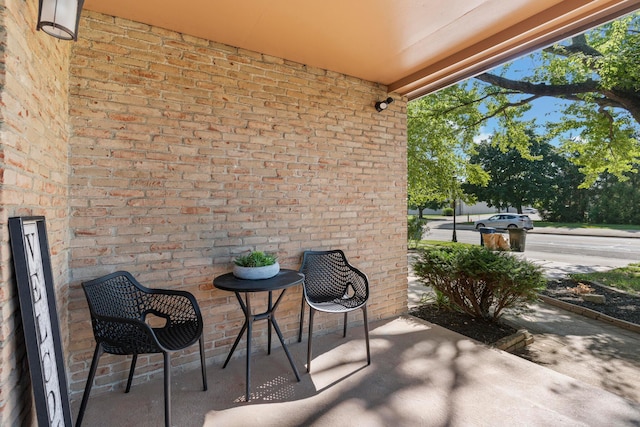 6666 Sharon Woods Blvd, Columbus, OH 43229 - view of patio / terrace