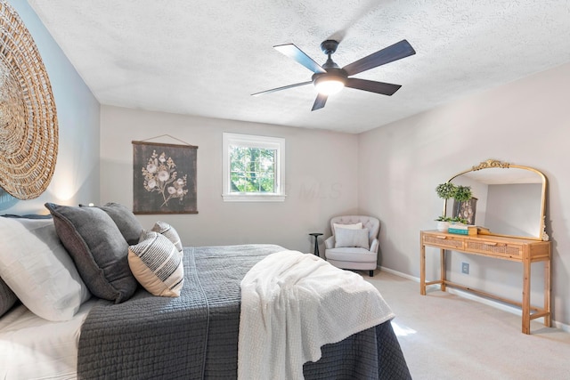 6666 Sharon Woods Blvd, Columbus, OH 43229 - bedroom featuring carpet, a ceiling fan, and a textured ceiling