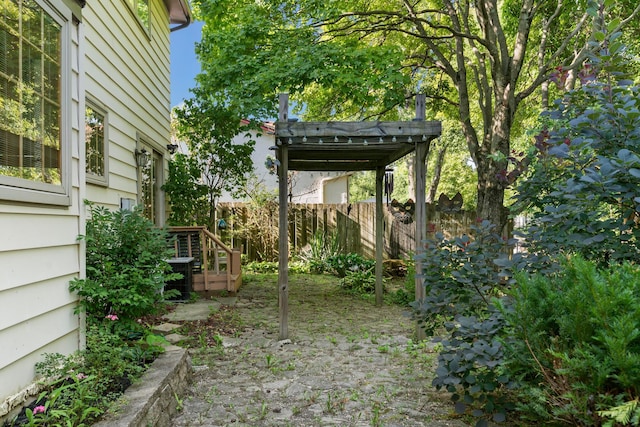 6666 Sharon Woods Blvd, Columbus, OH 43229 - view of yard