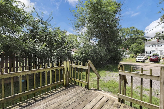 1077-1079 S James Rd, Columbus, OH 43227 - view of deck