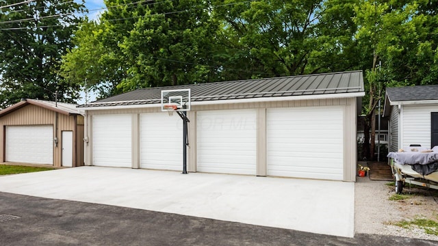 4721 W N Bank Rd, Buckeye Lake, OH 43008 - view of detached garage