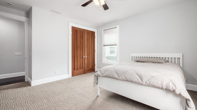 4721 W N Bank Rd, Buckeye Lake, OH 43008 - carpeted bedroom featuring baseboards and a ceiling fan