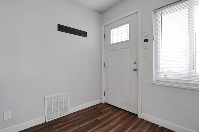 1458 E 22nd Ave, Columbus, OH 43211 - entrance foyer featuring baseboards and dark wood-style flooring