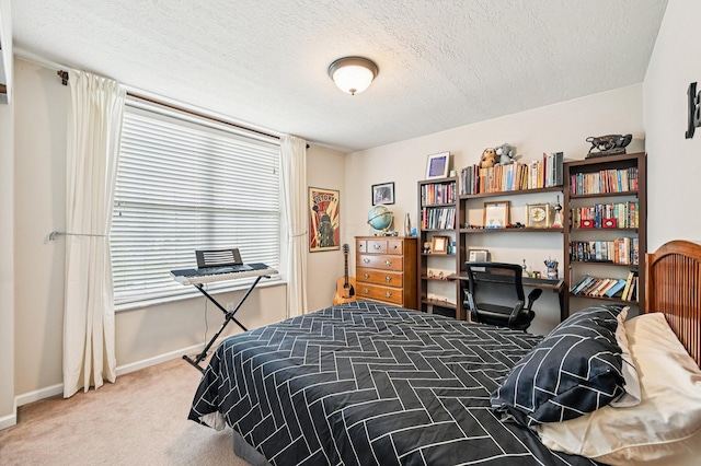 1077 Taylor Mills Dr, Reynoldsburg, OH 43068 - carpeted bedroom featuring baseboards and a textured ceiling