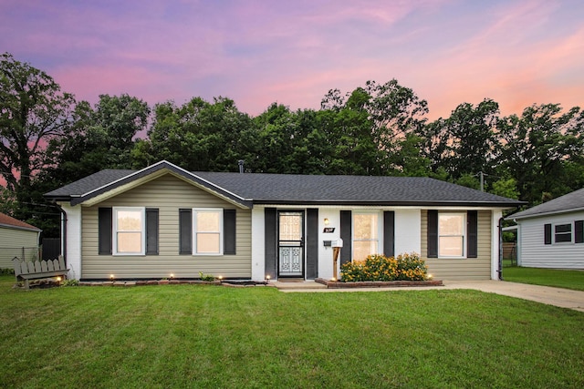 3139 Woonsocket St, Springfield, OH 45503 - ranch-style house with a front yard
