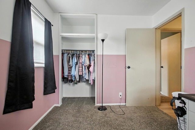 3139 Woonsocket St, Springfield, OH 45503 - unfurnished bedroom with a closet and carpet floors