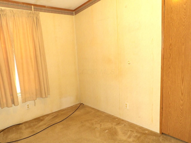 2445 Columbus Lancaster Rd NW Lot 463, Lancaster, OH 43130 - unfurnished room featuring carpet
