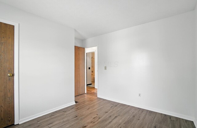 1538 Autumn Village Dr, Columbus, OH 43223 - photo 25