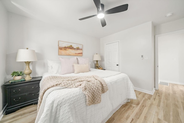 628 E Gates St, Columbus, OH 43206 - bedroom featuring wood finished floors and a ceiling fan