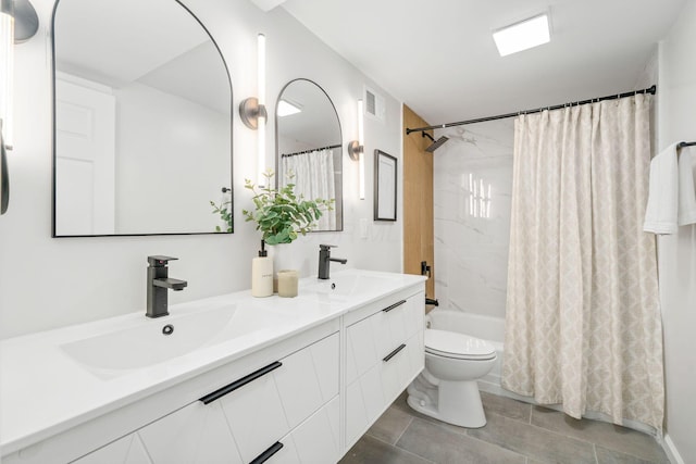 628 E Gates St, Columbus, OH 43206 - full bath featuring shower / bath combo and double vanity