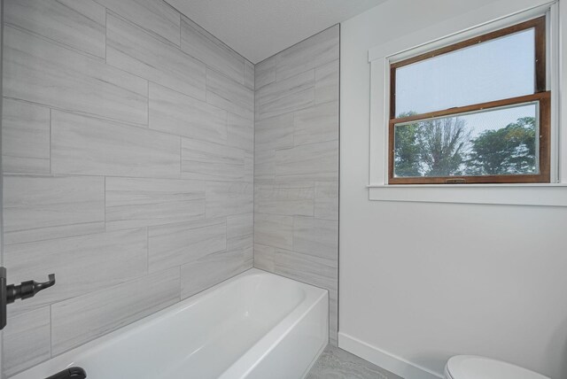 368 Woodview Dr, Chillicothe, OH 45601 - full bath featuring shower / washtub combination