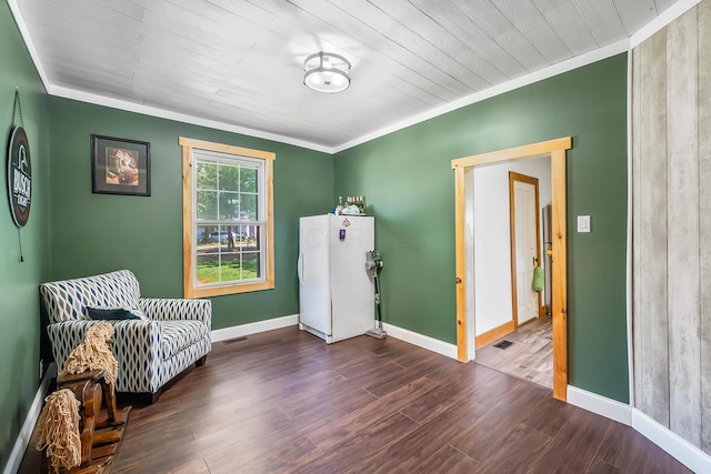 405 N Main St, Nevada, OH 44849 - living area with crown molding and dark wood finished floors