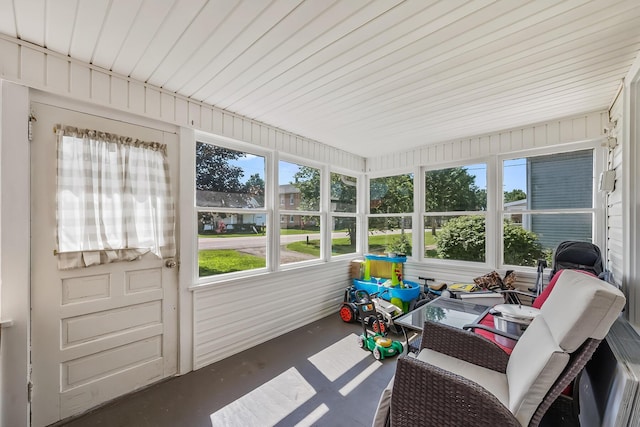 405 N Main St, Nevada, OH 44849 - view of sunroom