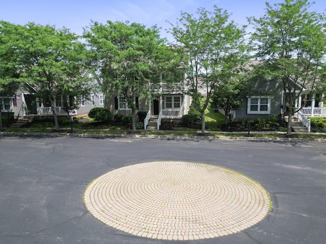 7683 Timber Ridge Dr, Powell, OH 43065 - photo 2
