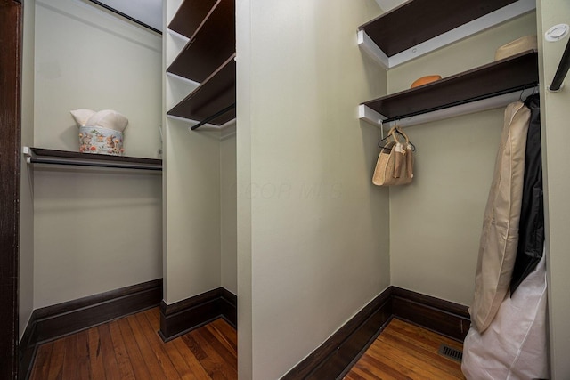 199 E Gates St, Columbus, OH 43206 - spacious closet with wood-type flooring