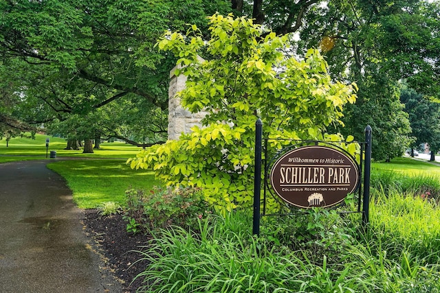 199 E Gates St, Columbus, OH 43206 - community / neighborhood sign with a lawn