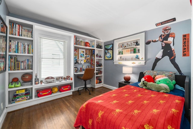 70 N Cassingham Rd, Columbus, OH 43209 - bedroom with vaulted ceiling and wood finished floors