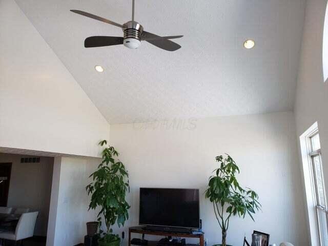 2771 Abbey Knoll Dr, Lewis Center, OH 43035 - photo 10