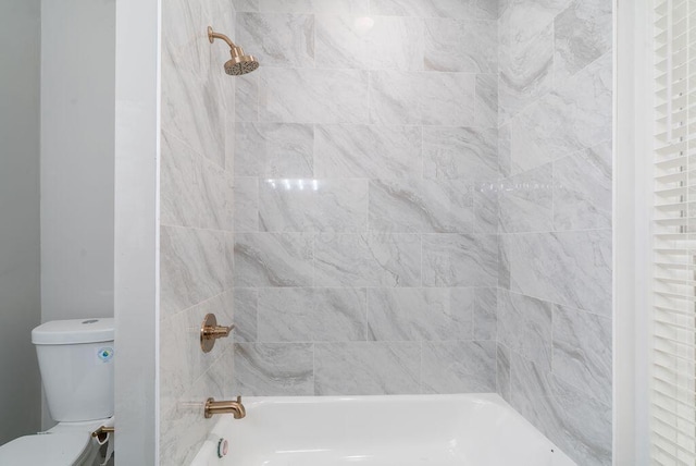 994 Harrison Ave, Columbus, OH 43201 - bathroom featuring shower / bath combination and toilet