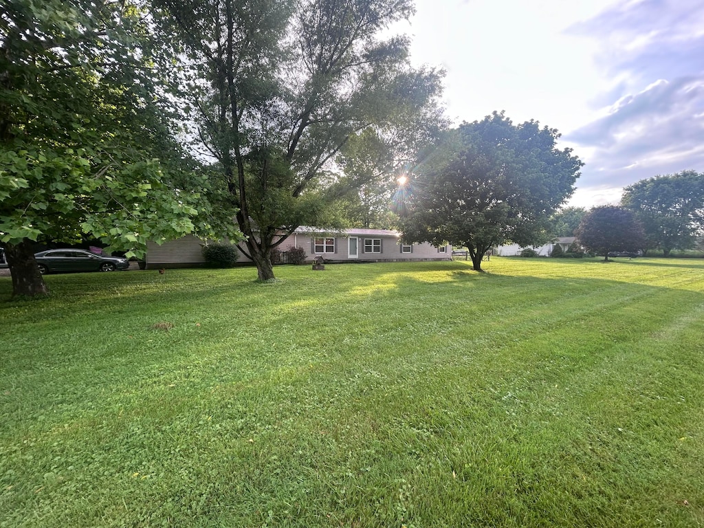 9607 Webb Summit Rd SE, Bremen, OH 43107 - view of grassy yard