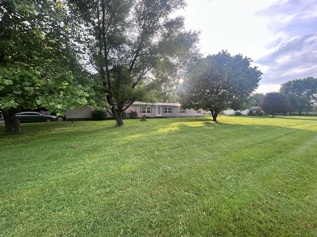 9607 Webb Summit Rd SE, Bremen, OH 43107 - view of grassy yard