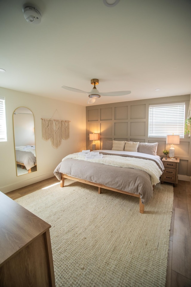 853 Thurman Ave, Columbus, OH 43206 - bedroom with wood finished floors and a ceiling fan