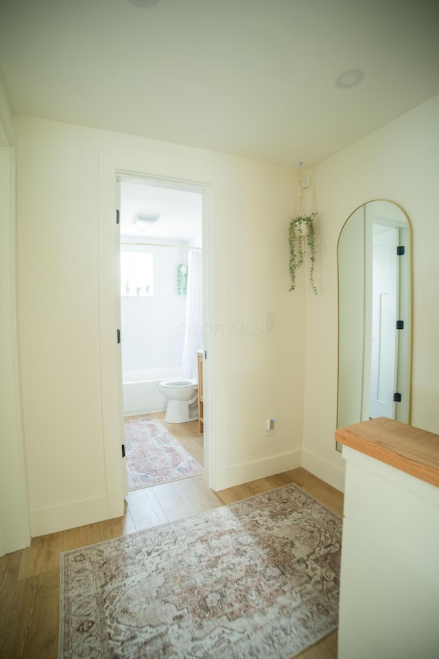 853 Thurman Ave, Columbus, OH 43206 - spare room with light wood-style flooring and baseboards