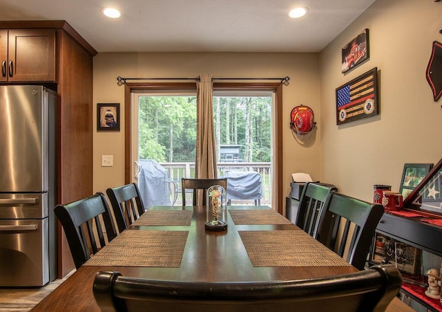 19366 Laurel Run Rd, Nelsonville, OH 45764 - dining area with recessed lighting