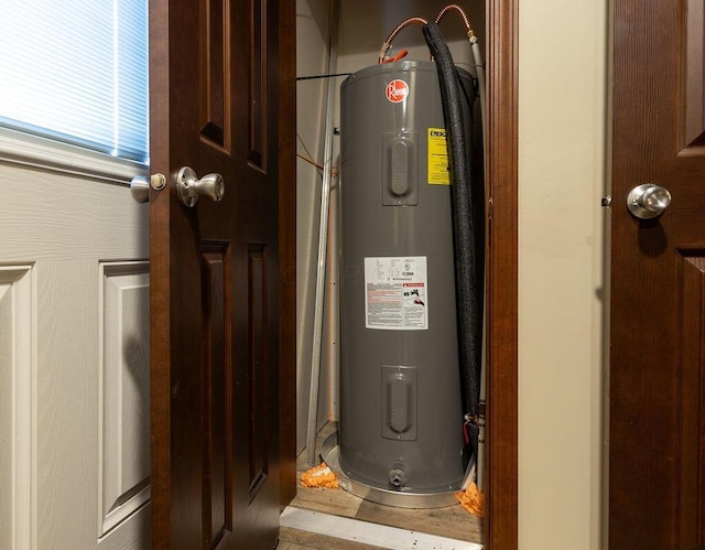 19366 Laurel Run Rd, Nelsonville, OH 45764 - utilities featuring water heater