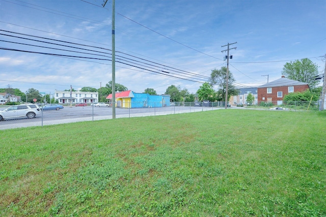 898-900 Berkeley Rd, Columbus, OH 43206 - view of yard