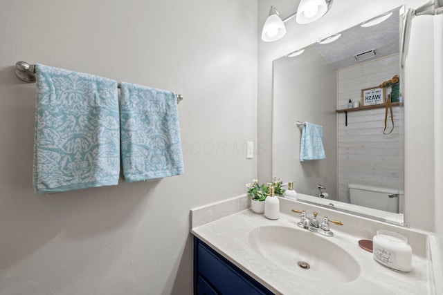 2387 Sutter Pkwy, Dublin, OH 43016 - half bathroom featuring toilet and vanity