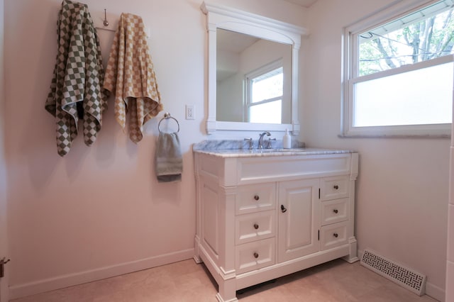 5081 Mengel Ln, Hilliard, OH 43026 - bathroom featuring vanity and baseboards