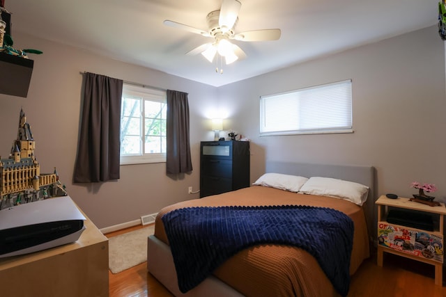 5081 Mengel Ln, Hilliard, OH 43026 - bedroom featuring wood finished floors and ceiling fan