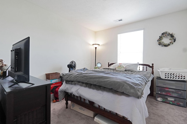 322 Honeysuckle St, South Bloomfield, OH 43103 - bedroom with carpet floors